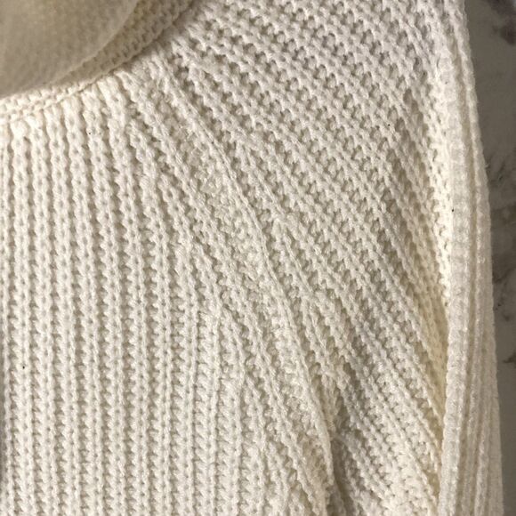 36-3 BERSHKA white drawstring cowl neck knit pullover sweater M - Picture 3 of 8